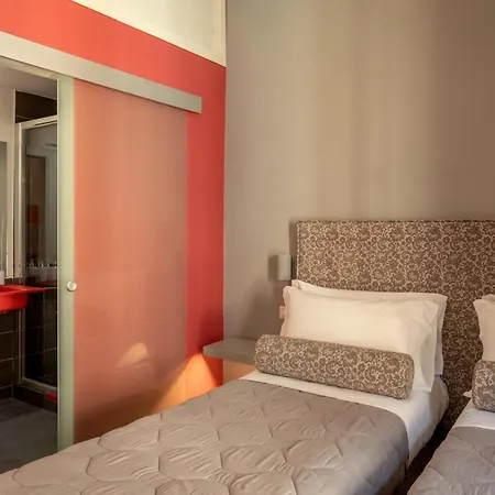 94 Luxury בית הארחה 4*