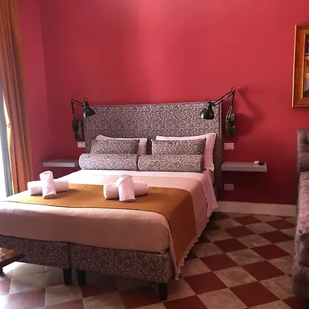 Pensión 94 Luxury 4*